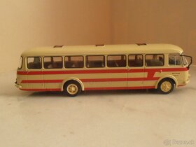 Autobusy 1/72 Ikarus 311, Škoda RTO - 11