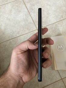 Motorola Edge 40 Neo - 11