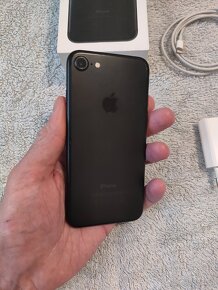 Apple iphone 7 32GB - 11