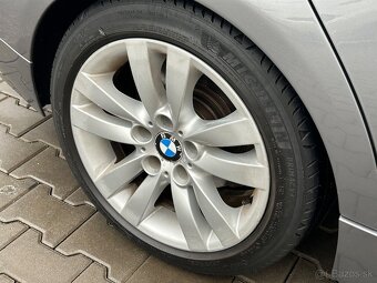 BMW rad 3 E90 320i 2009 SK - 11