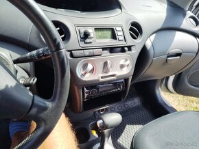 Toyota yaris 1.3 automat 2004 - 11