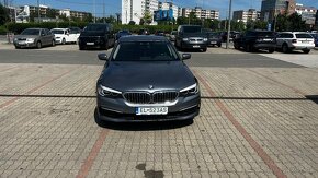 BMW 530e - 11