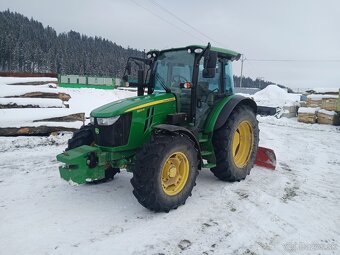 Traktor John deere 5100R - 11