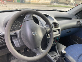 Predám Peugeot 206 3dv. havarovaný - 11