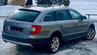 ŠKODA SUPERB 2 2.0TDI 125KW 4X4 OUTDOOR 2013 - 11