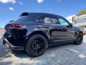 Porsche Macan - 11