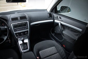 Škoda Octavia 1.8 TSI Ambiente DSG - 11