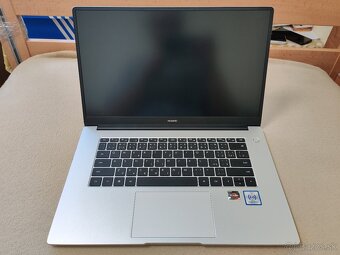 Huawei MateBook D15,, v novom stave,, 65W nabíjačka. - 11