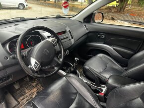 Peugeot 4007 2.2 HDI - 11