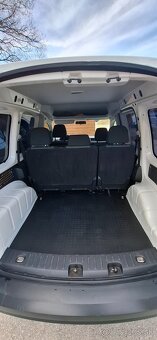 Volkswagen caddy 2.0TDI - 11