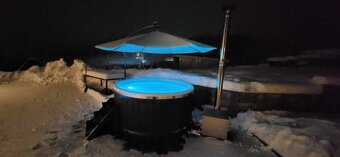 Hottub, drevený kúpací sud - 11