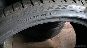 2 ks ZIMNÉ 315/30 R22 107V  PIRELLI cca 5-6mm DOT4020 39€/ks - 11