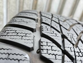 Špičkové, takmer nejazdené zimné pneu DUNLOP - 225/50 r17 - 11