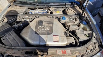 Audi A4 B6 2,5TDI 132kw kód motora: AKE - 11