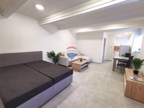 Na prenájom zrekonštruovaný 2 izbový byt, 40m2, ul. Šoltésov - 11