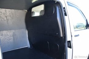 Volkswagen T5 Transporter Shuttle VW 2,0TDi 75kW M5, 4d. 3. - 11