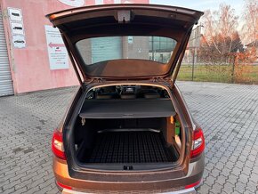 Octavia scout  4x4 2,0 TDI 110 KW - 11