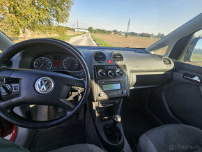 Volkswagen Caddy LIFE 2006  1.6 benzín manual 7 Miestne - 11