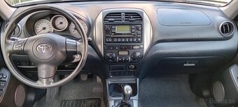 Toyota RAV4 2.0 D-4D - 11