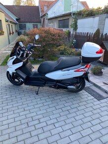 Kymco Downtown 200i skuter - 11