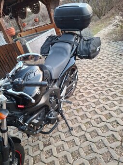 Yamaha FZ6 S2 - 11