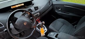 Renault Megane scenic - 11