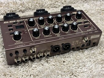 Boss AD-10 + Tap Tempo pedal - 11