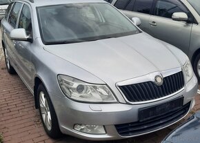 ŠKODA OCTAVIA 1.6(75kw) SLEVA(zadní dveře v elekt - 11