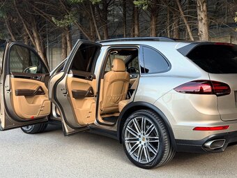 PORSCHE CAYENNE 3.0 DIESEL TIPTRONIC S / 1.MAJITEĽ / SK AUTO - 11