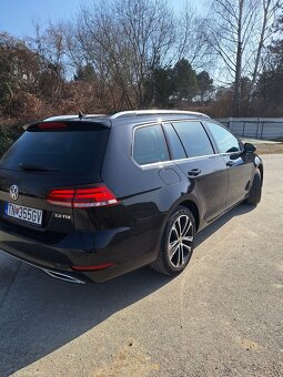 VW Golf - 11