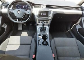 Volkswagen Passat 2,0 TDI nafta manuál 110 kw - 11