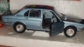 BMW 525 Polistil 1:25 - 11