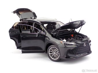 LEXUS NX450H 2022 – 1:18 KYOSHO - 11