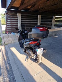 Yamaha xmax 125 tech max - 11