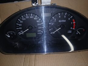 Mitsubishi Carisma  - tachometer - 11