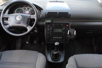 Volkswagen Sharan 1.9 TDI  4Motion 7-miestne - 11