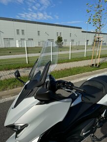 Yamaha T-Max 530 DX DPH - 11