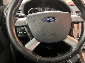 Ford Kuga 2.0 TDCI 103KW - 11