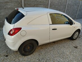 Opel corsa van - 11