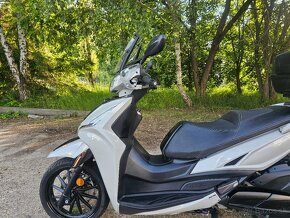 Kymco agility 300i ABS r.v.2021 - 11