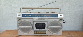 Radiomagnetofon Sharp - 11