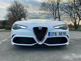 Alfa Romeo Giulia Quadrifoglio 2.9 biturbo, 510k - 11