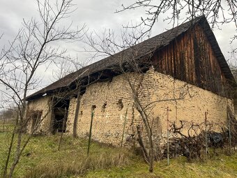 Domček s veľkou záhradou v pokojnej lokalite - 11