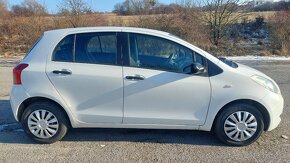 Toyota Yaris 1.0 - 11