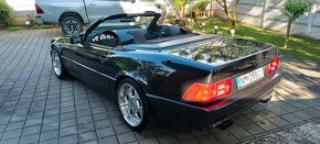 Mercedes Benz SL500 - 11