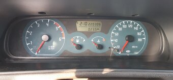 Nissan Terrano 2 2.7tdi , 92 kW - 11