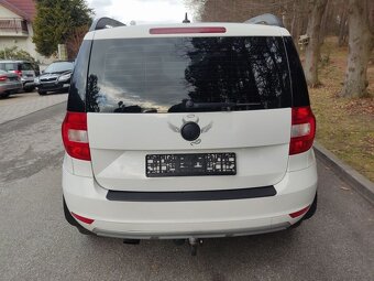 ŠKODA YETI 1,2 TSi ACTIVE 2015 - 11