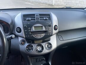 Toyota rav4 2.2D 2007 4x4 - 11