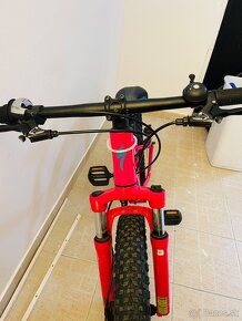 Specialized Hotrock 20 - 11