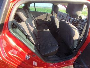 Renault Megane grandtour - 11